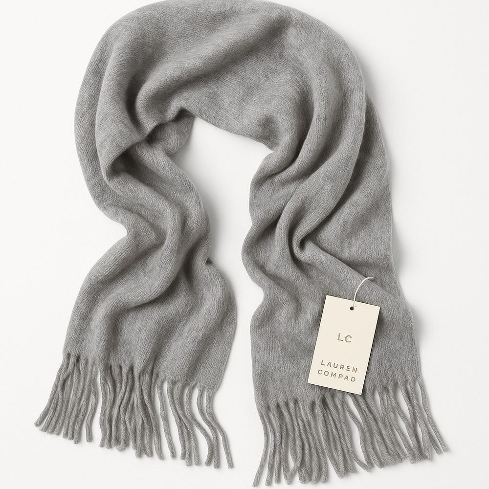 🧣NWT! Brand New Super Soft Long/Large Lauren Conrad Heather Gray Scarf w/ Fringe
